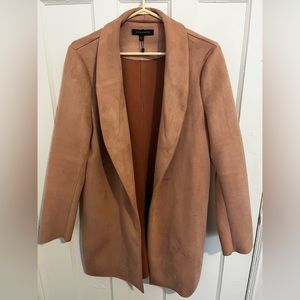 Light pink/salmon Suede stretchy long blazer. Pocket on the side. XL